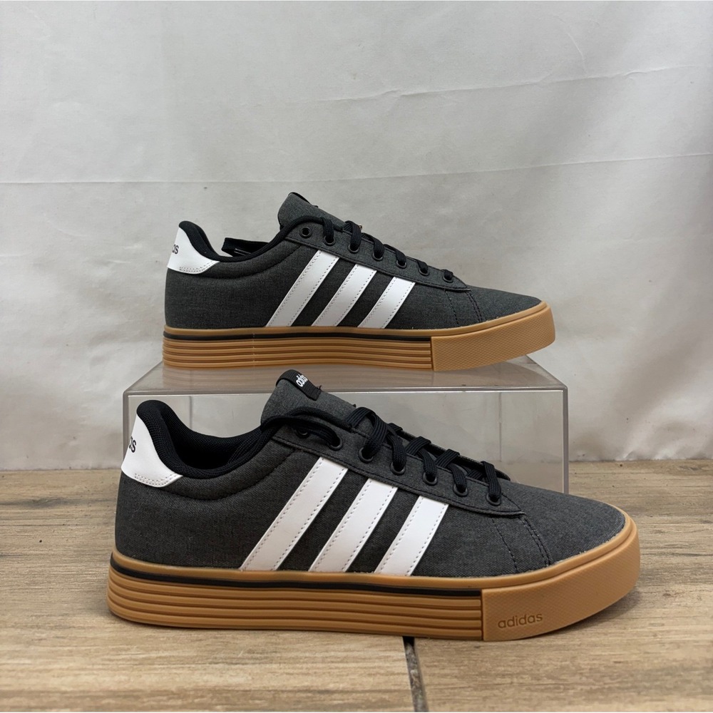 Adidas Daily 4.0 Mens Sz 10.5 Charcoal Gray White Gum Sole‎ Sneakers